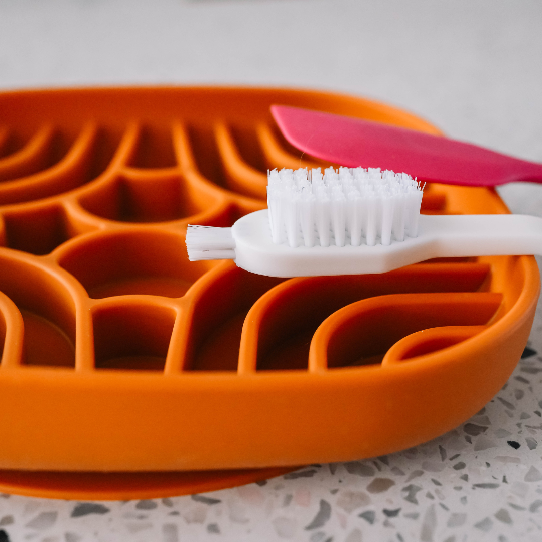 Lickmat Scrubber