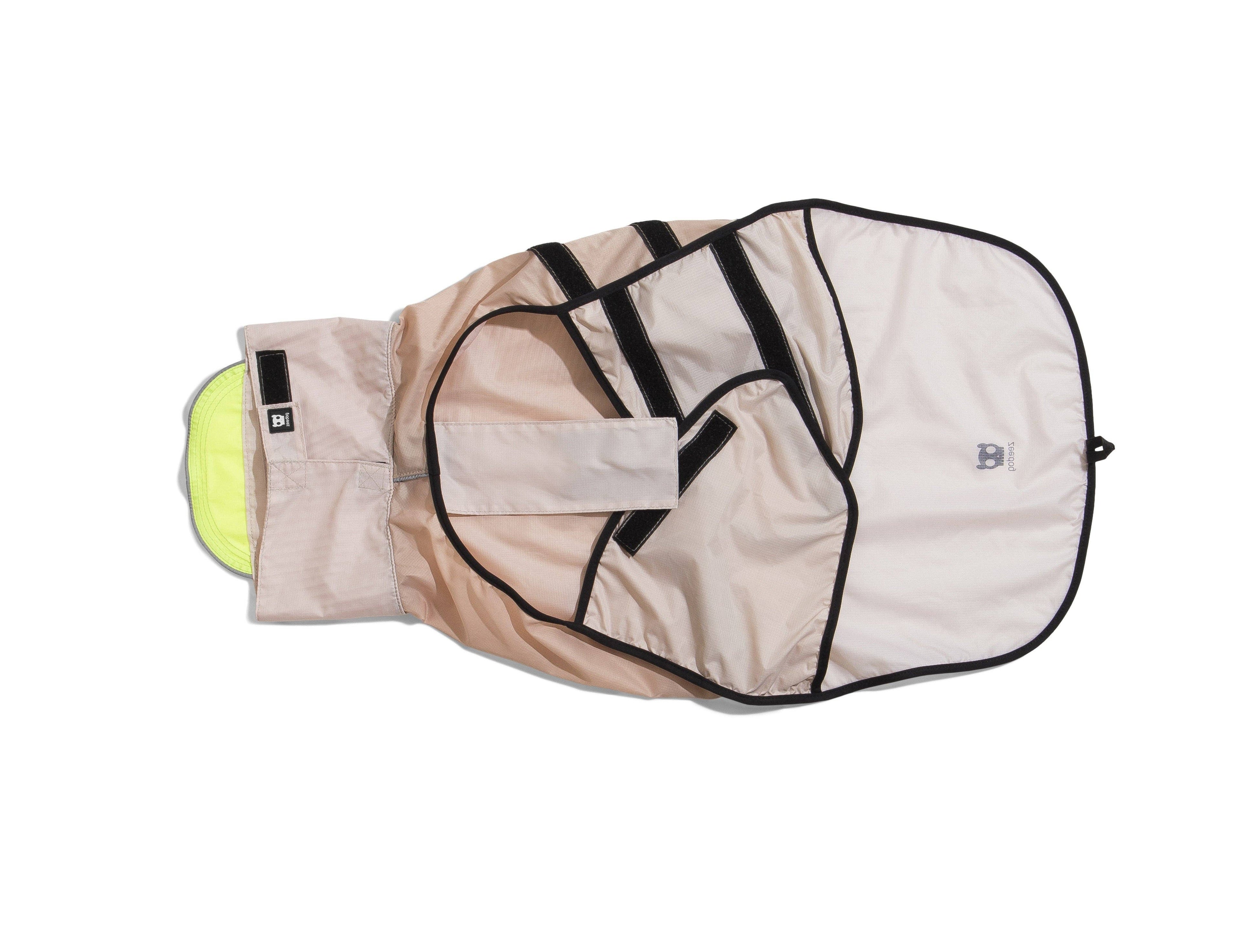 Oatmeal Raincoat with pouch