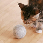 MINT BALL felt ball with catnip