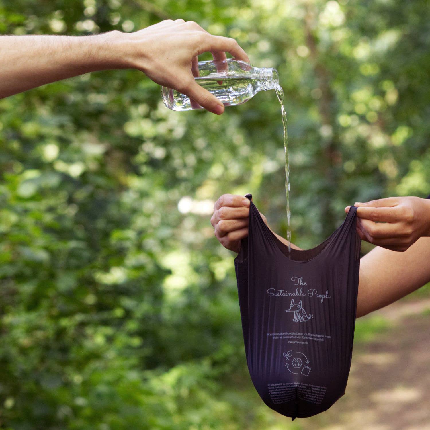 Biodegradable Dog Waste Bags x 8 (with handles)